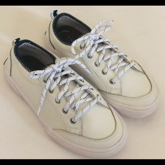 Sperry Top Sider Deckfin White Leather BS Kids12.5 - Picture 1 of 8